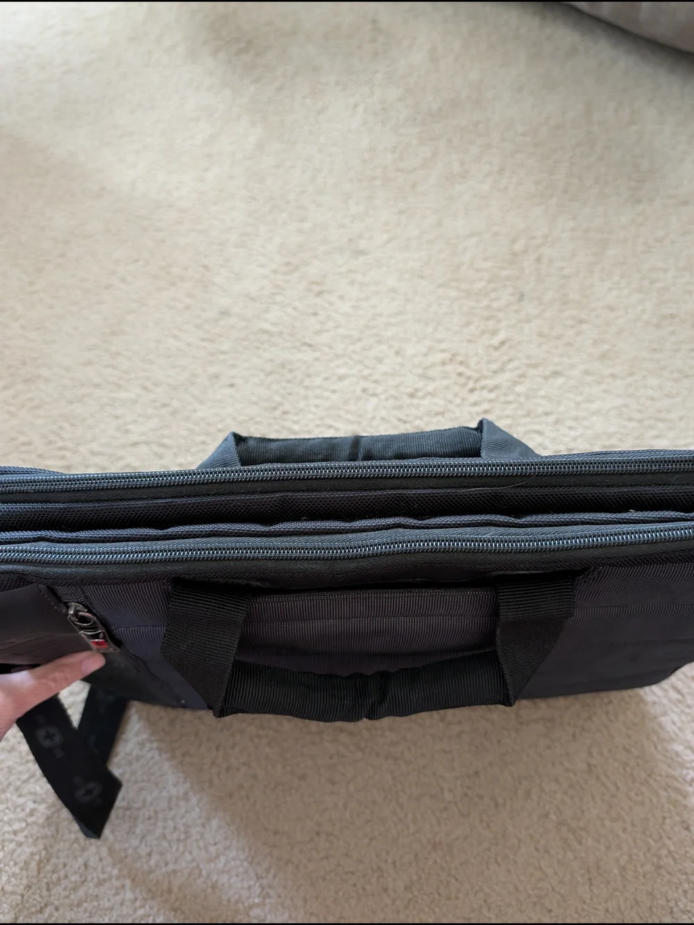 SwissGear Black Padded Laptop Messenger Bag
